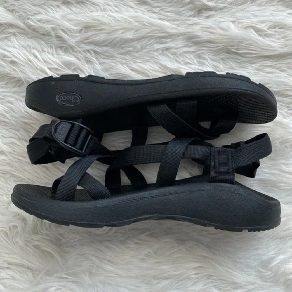 Chaco‎ | All Black Strappy Sandal